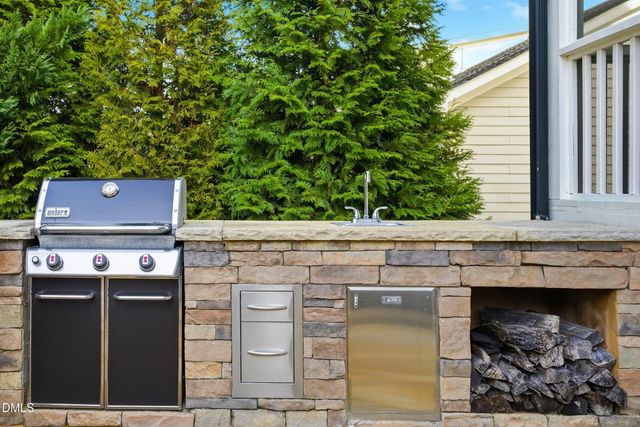 209 Ashdown Forest Lane, Cary, NC 27519