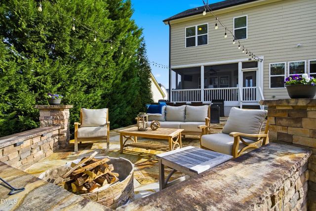 209 Ashdown Forest Lane, Cary, NC 27519