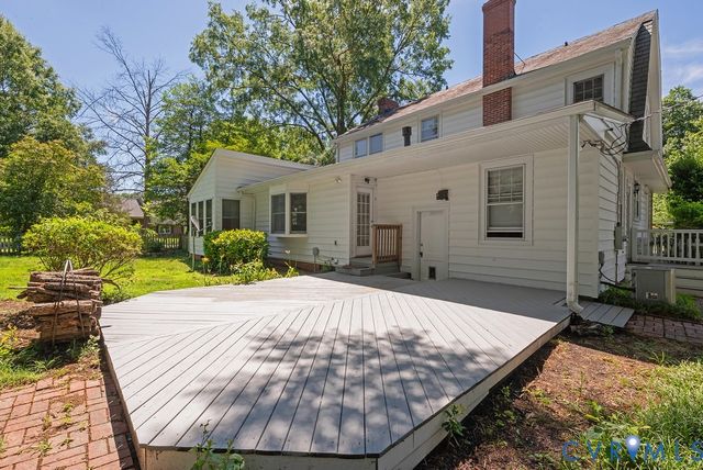 209 Randolph Cir, Ashland, VA 23005