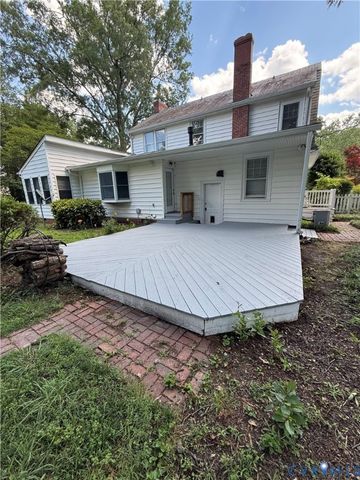 209 Randolph Cir, Ashland, VA 23005