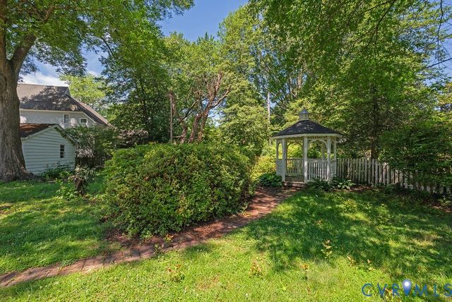 209 Randolph Cir, Ashland, VA 23005
