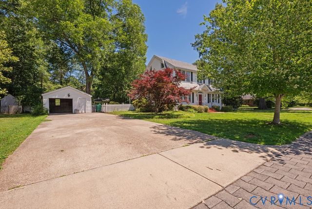 209 Randolph Cir, Ashland, VA 23005