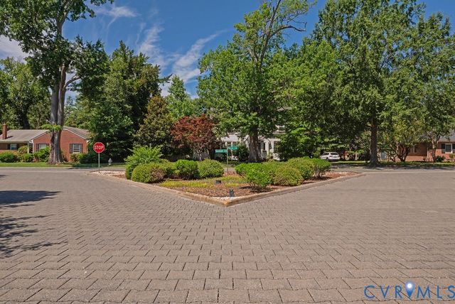 209 Randolph Cir, Ashland, VA 23005