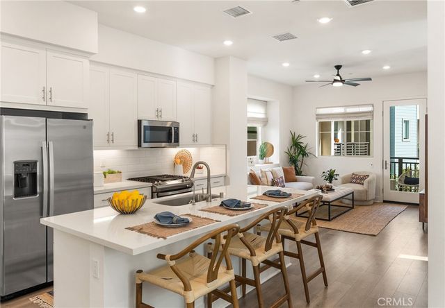 1643 Saratoga Lane, San Pedro, CA 90732