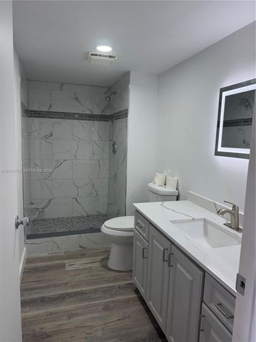 7220 Lake Cir Drive 406, Margate, FL 33063