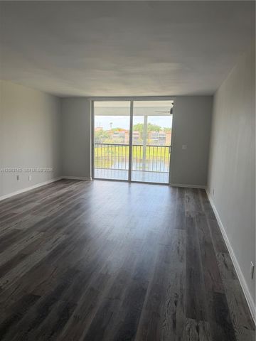 7220 Lake Cir Drive 406, Margate, FL 33063