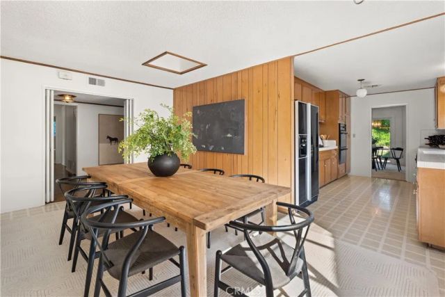 20631 Romar, Chatsworth, CA 91311