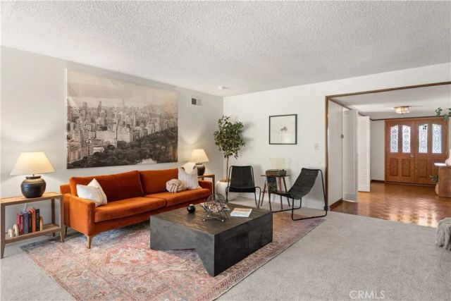 20631 Romar, Chatsworth, CA 91311