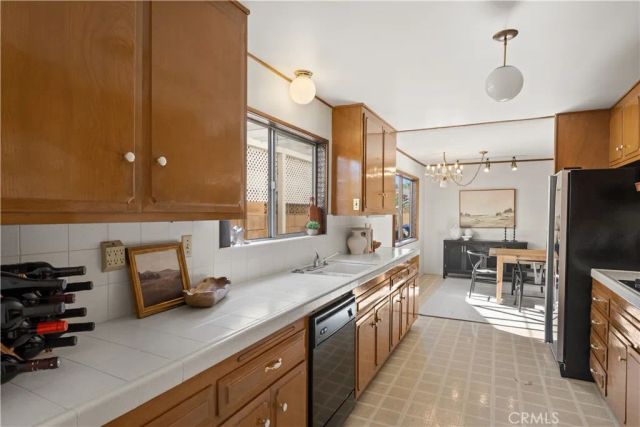 20631 Romar, Chatsworth, CA 91311