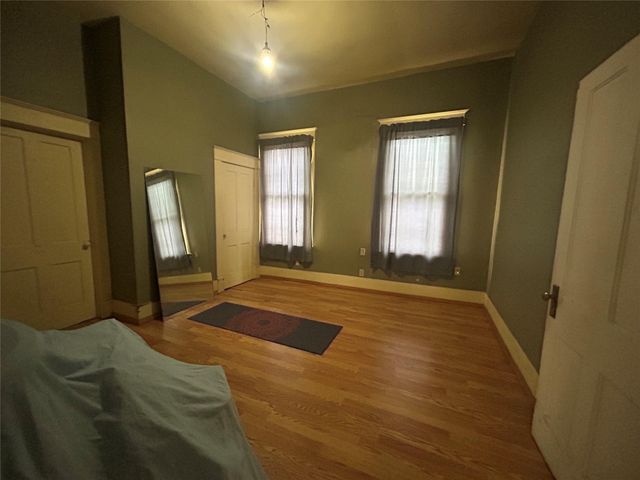16 Stiles Street, Houston, TX 77011