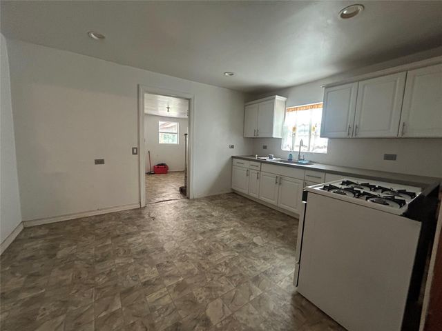 16 Stiles Street, Houston, TX 77011
