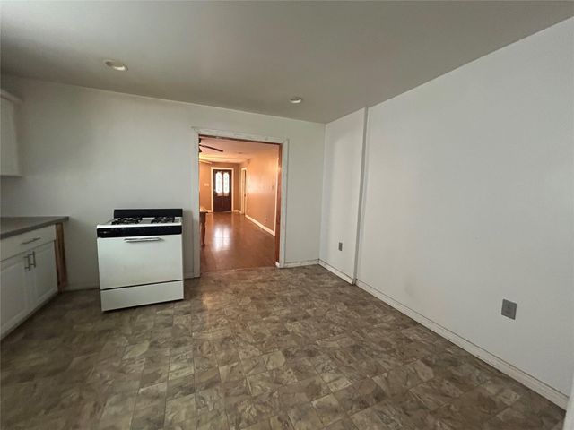 16 Stiles Street, Houston, TX 77011