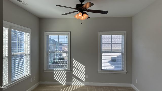 221 Hensley Oak Way, Holly Springs, NC 27540