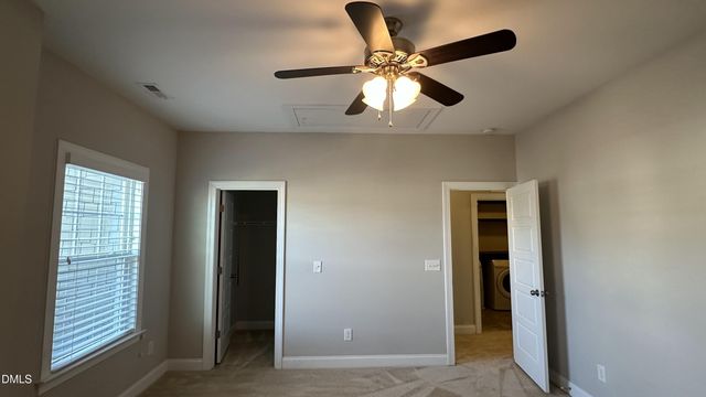 221 Hensley Oak Way, Holly Springs, NC 27540