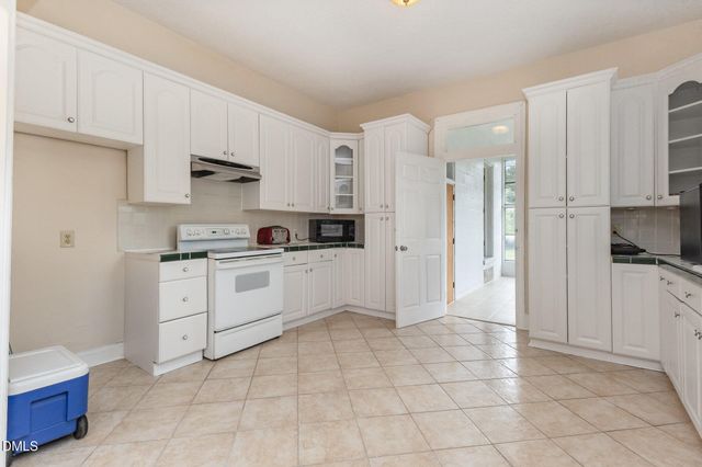 845 William Street, Henderson, NC 27536