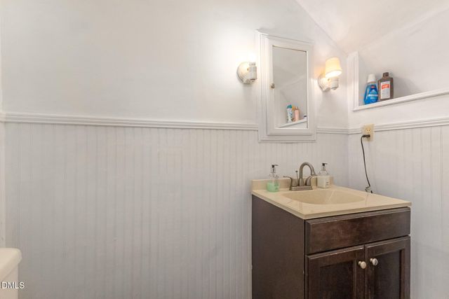 845 William Street, Henderson, NC 27536