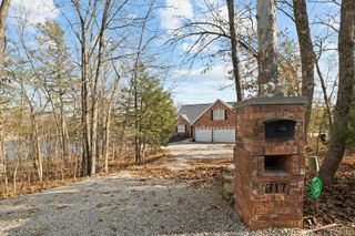 317 Scenic Drive, Hollister, MO 65672