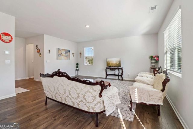 113 Deer Run Drive, Dallas, GA 30132