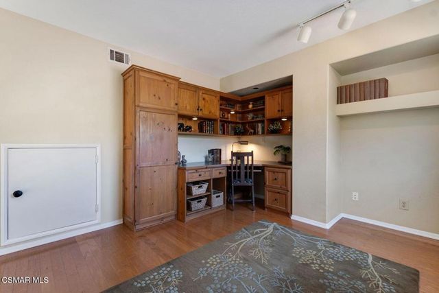 6347 Via Cozumel, Camarillo, CA 93012