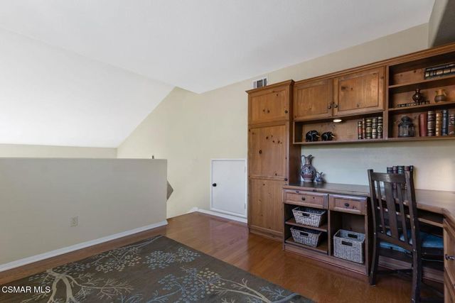 6347 Via Cozumel, Camarillo, CA 93012