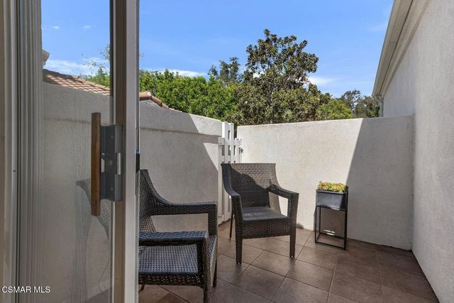 6347 Via Cozumel, Camarillo, CA 93012