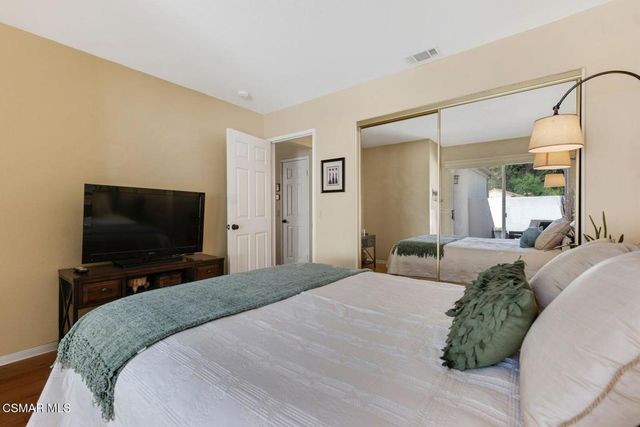 6347 Via Cozumel, Camarillo, CA 93012