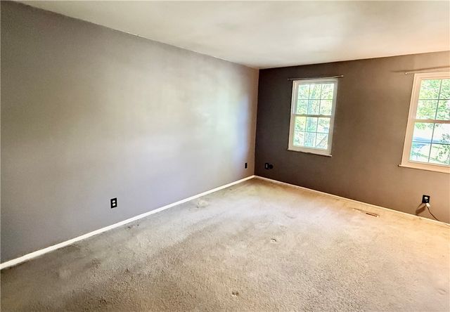 312 Parkwood Dr, Cranberry Twp, PA 16066
