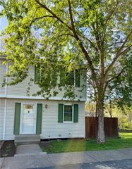 312 Parkwood Dr, Cranberry Twp, PA 16066