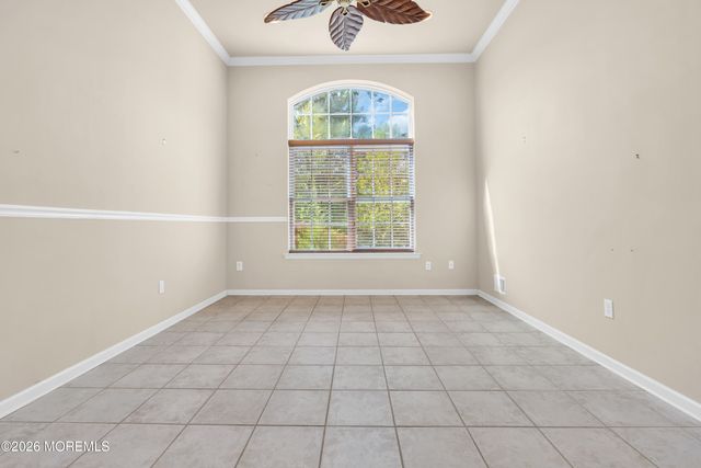 18 Hatteras Way, Barnegat, NJ 08005
