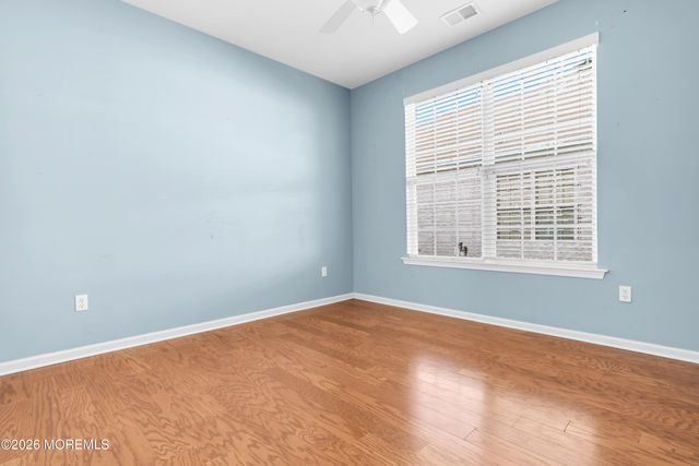 18 Hatteras Way, Barnegat, NJ 08005