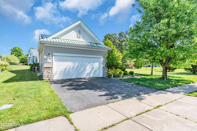 18 Hatteras Way, Barnegat, NJ 08005
