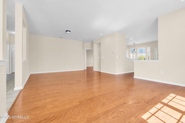 18 Hatteras Way, Barnegat, NJ 08005