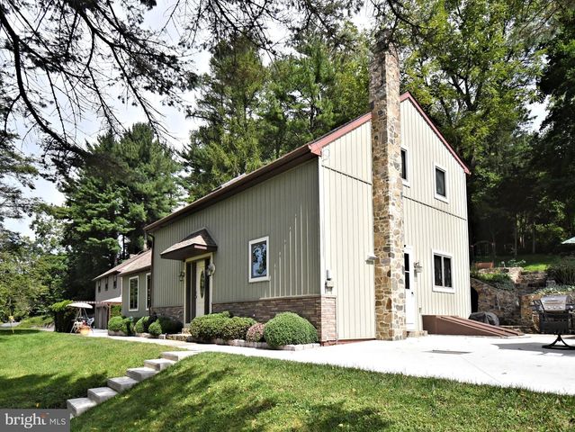 22 SEIDEL RD, Reading, PA 19606