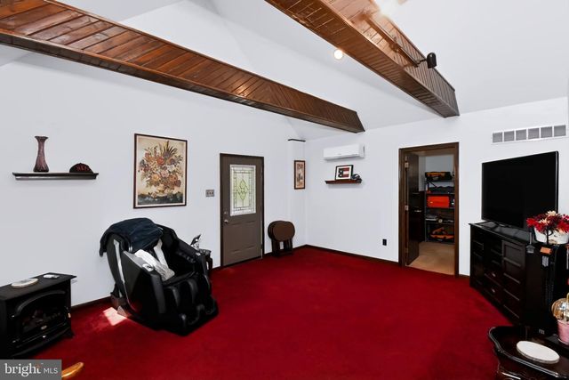 22 SEIDEL RD, Reading, PA 19606