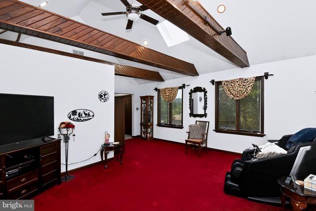 22 SEIDEL RD, Reading, PA 19606