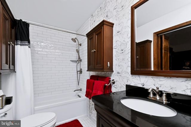 22 SEIDEL RD, Reading, PA 19606