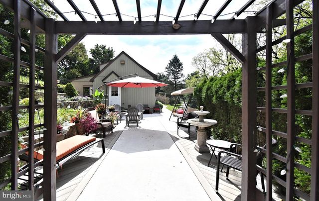 22 SEIDEL RD, Reading, PA 19606