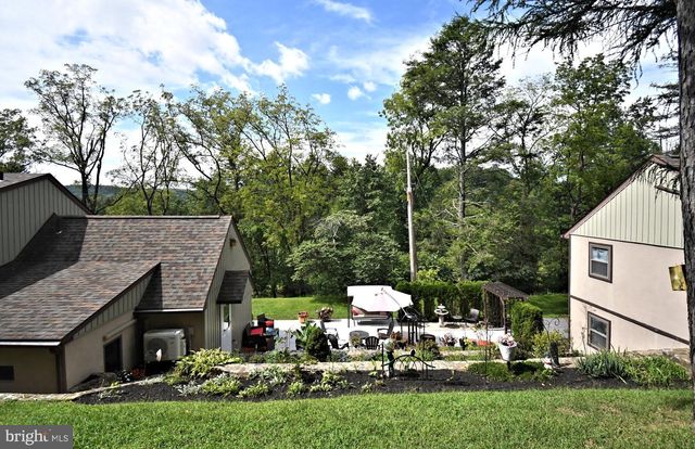 22 SEIDEL RD, Reading, PA 19606