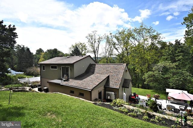 22 SEIDEL RD, Reading, PA 19606
