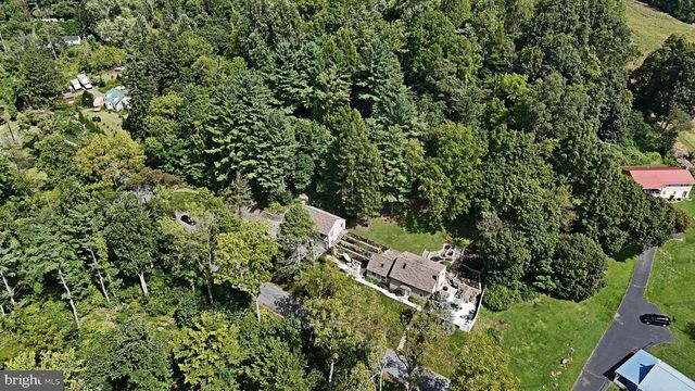 22 SEIDEL RD, Reading, PA 19606