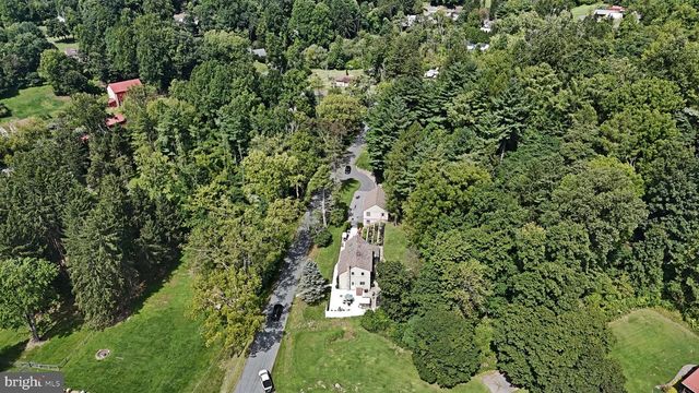 22 SEIDEL RD, Reading, PA 19606