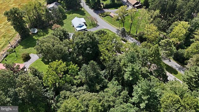 22 SEIDEL RD, Reading, PA 19606