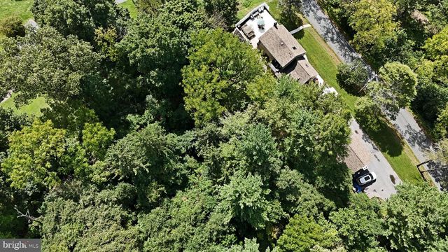 22 SEIDEL RD, Reading, PA 19606