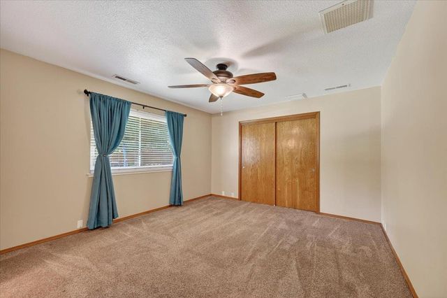1185 N Locan Avenue, Clovis, CA 93619