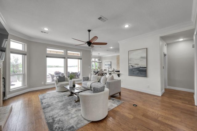 273 Blue Heron Drive, Montgomery, TX 77316