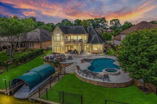 273 Blue Heron Drive, Montgomery, TX 77316