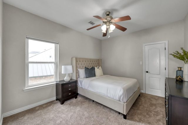 273 Blue Heron Drive, Montgomery, TX 77316