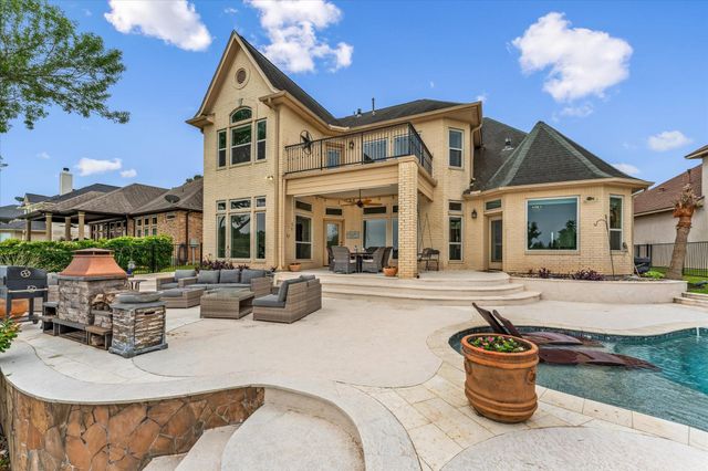 273 Blue Heron Drive, Montgomery, TX 77316