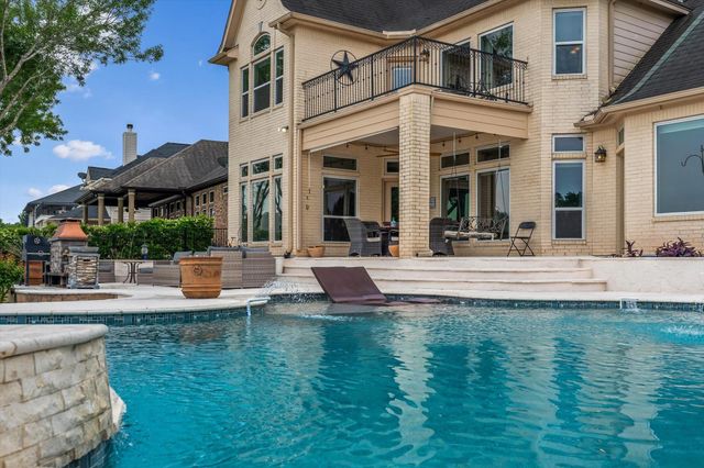 273 Blue Heron Drive, Montgomery, TX 77316