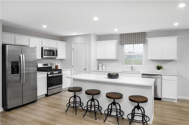 7098 Cunningham DR, Toano, VA 23168